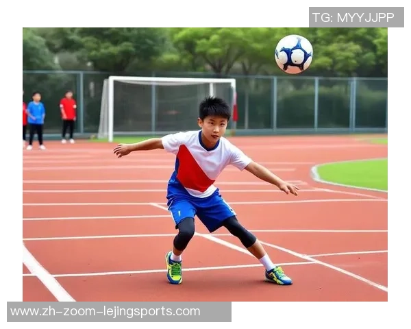 足球模仿操助力青少年运动发展提升身体素质与团队协作能力的创新训练方式